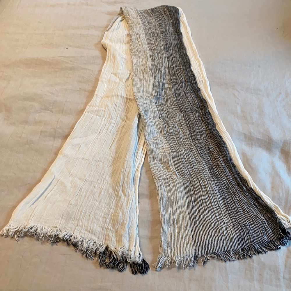 Very light ombré scarf.
